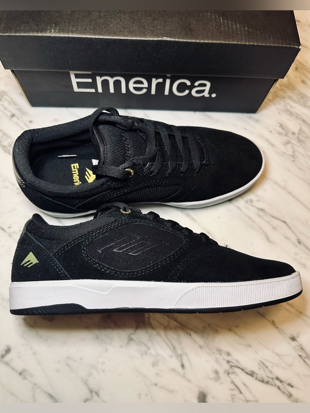 Emerica Dissent Skate Shoes Black/White/Gold